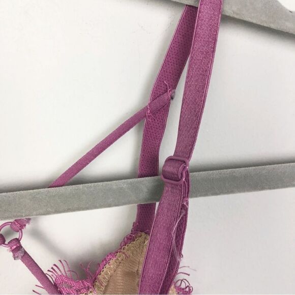 EXPRESS | Strappy Lace Unlined Bra Bralette Romance Pink - Purple Size Large - Picture 8 of 11
